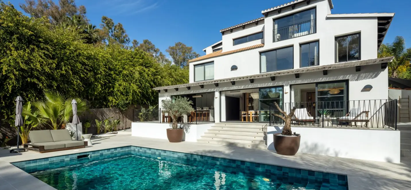 Sale of detached villa in Nueva Andalucía 4