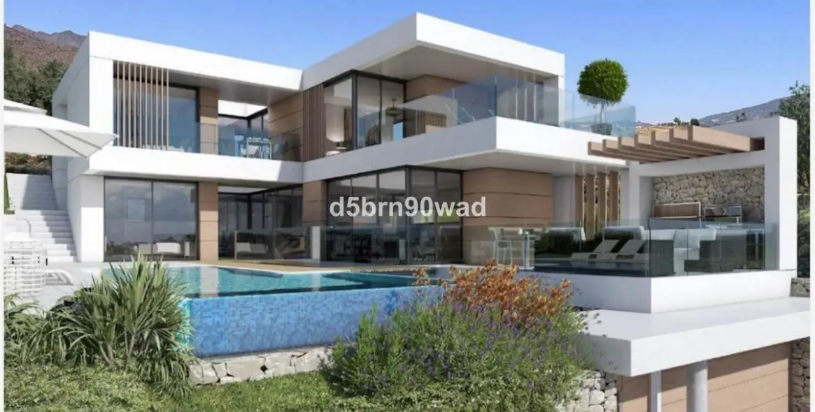 Venta de parcela residencial en Mijas Golf 5