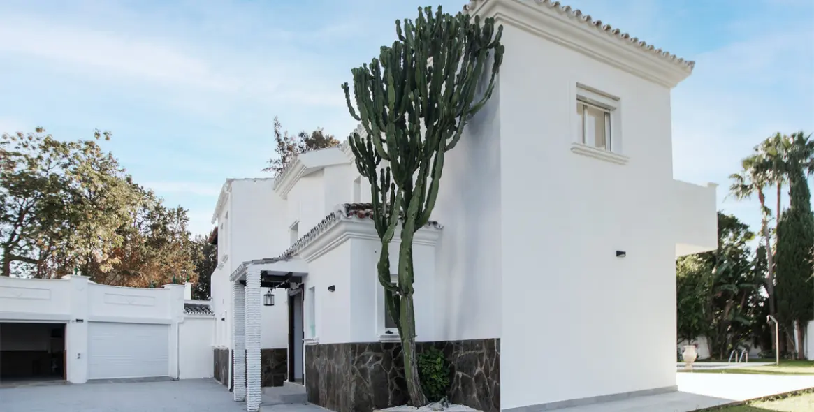 Alquiler a largo plazo de villa independiente en Nueva Andalucía 24