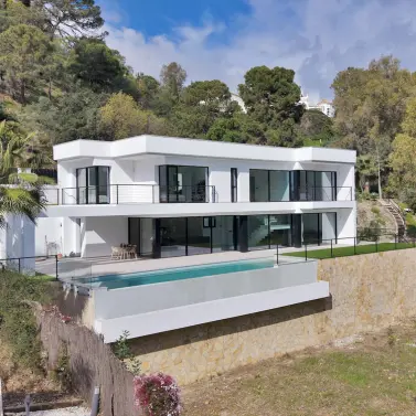 Alquiler a largo plazo de villa independiente en Benahavís