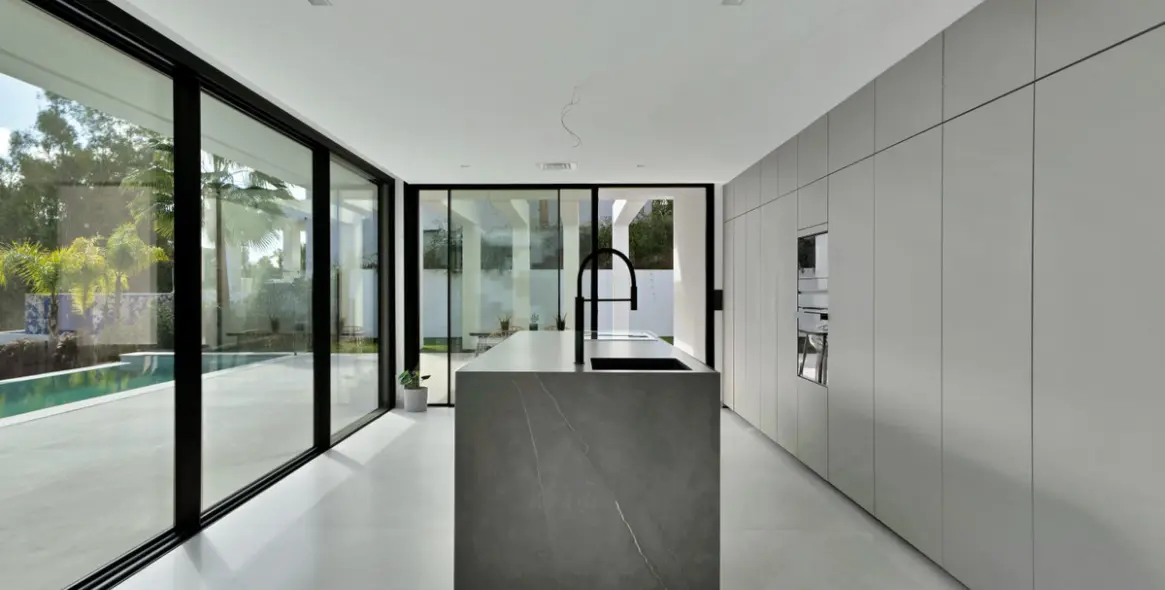 Long-term rent of detached villa in Benahavís 10