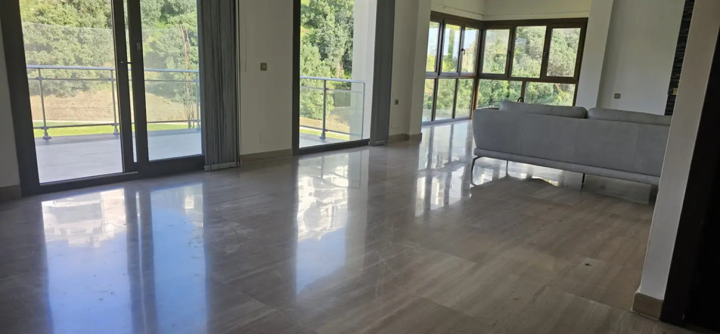 Long-term rent of detached villa in Riviera del Sol 1