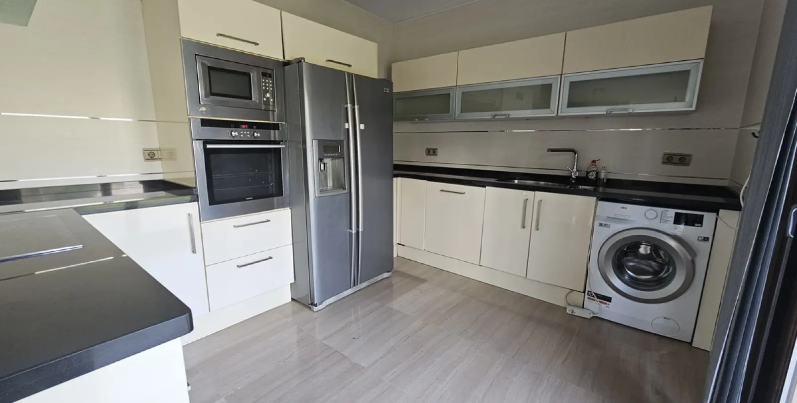 Long-term rent of detached villa in Riviera del Sol 4