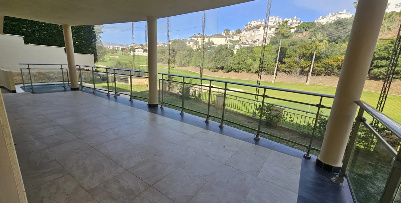 Long-term rent of detached villa in Riviera del Sol 22