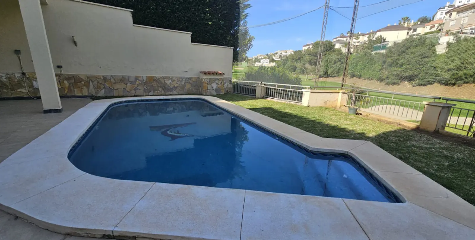 Long-term rent of detached villa in Riviera del Sol 24