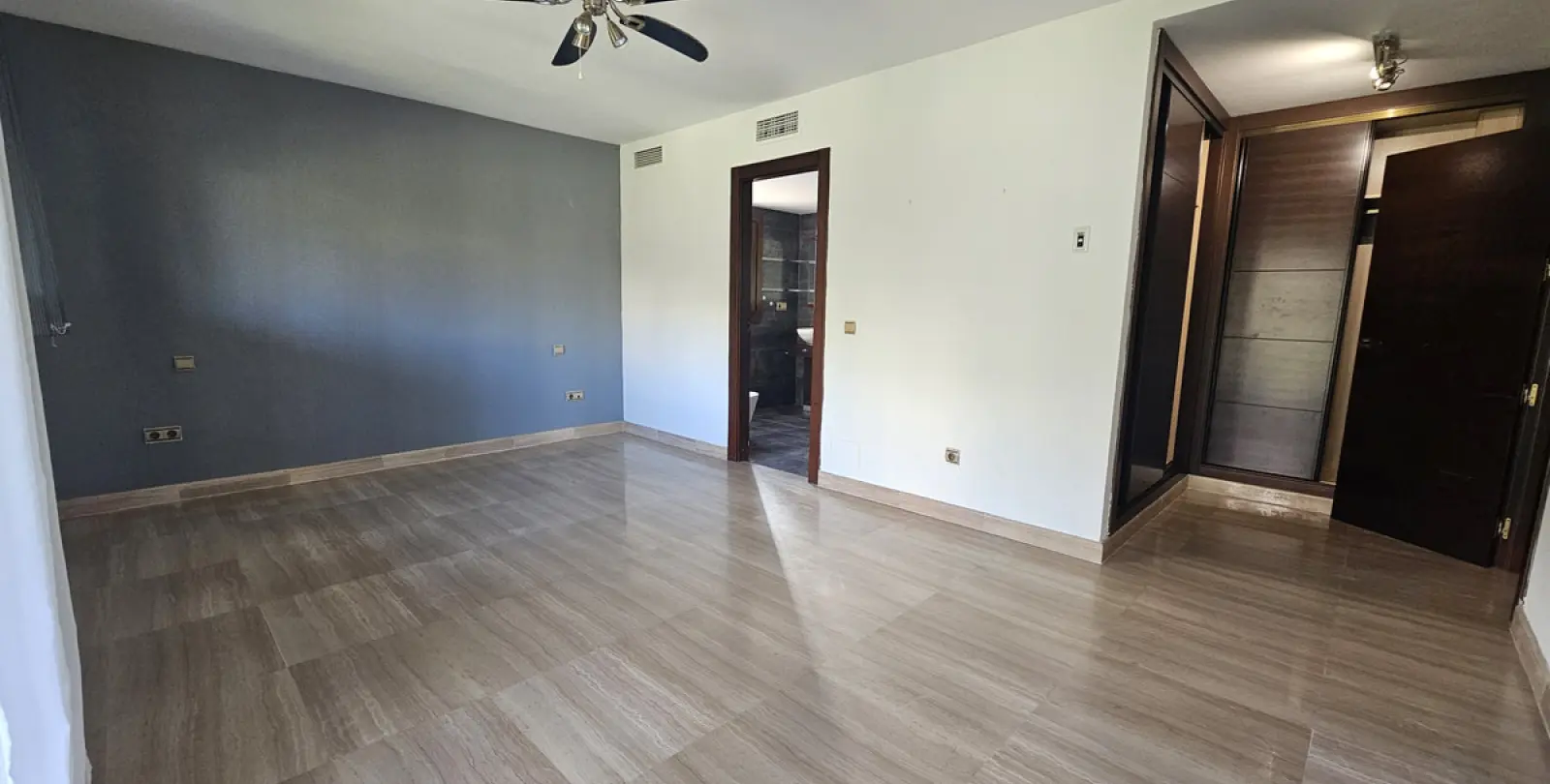Long-term rent of detached villa in Riviera del Sol 37