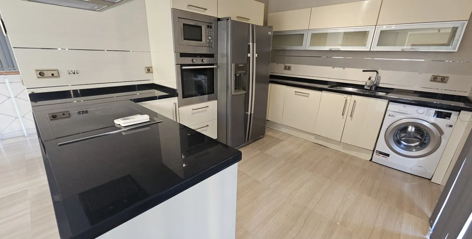 Long-term rent of detached villa in Riviera del Sol 53