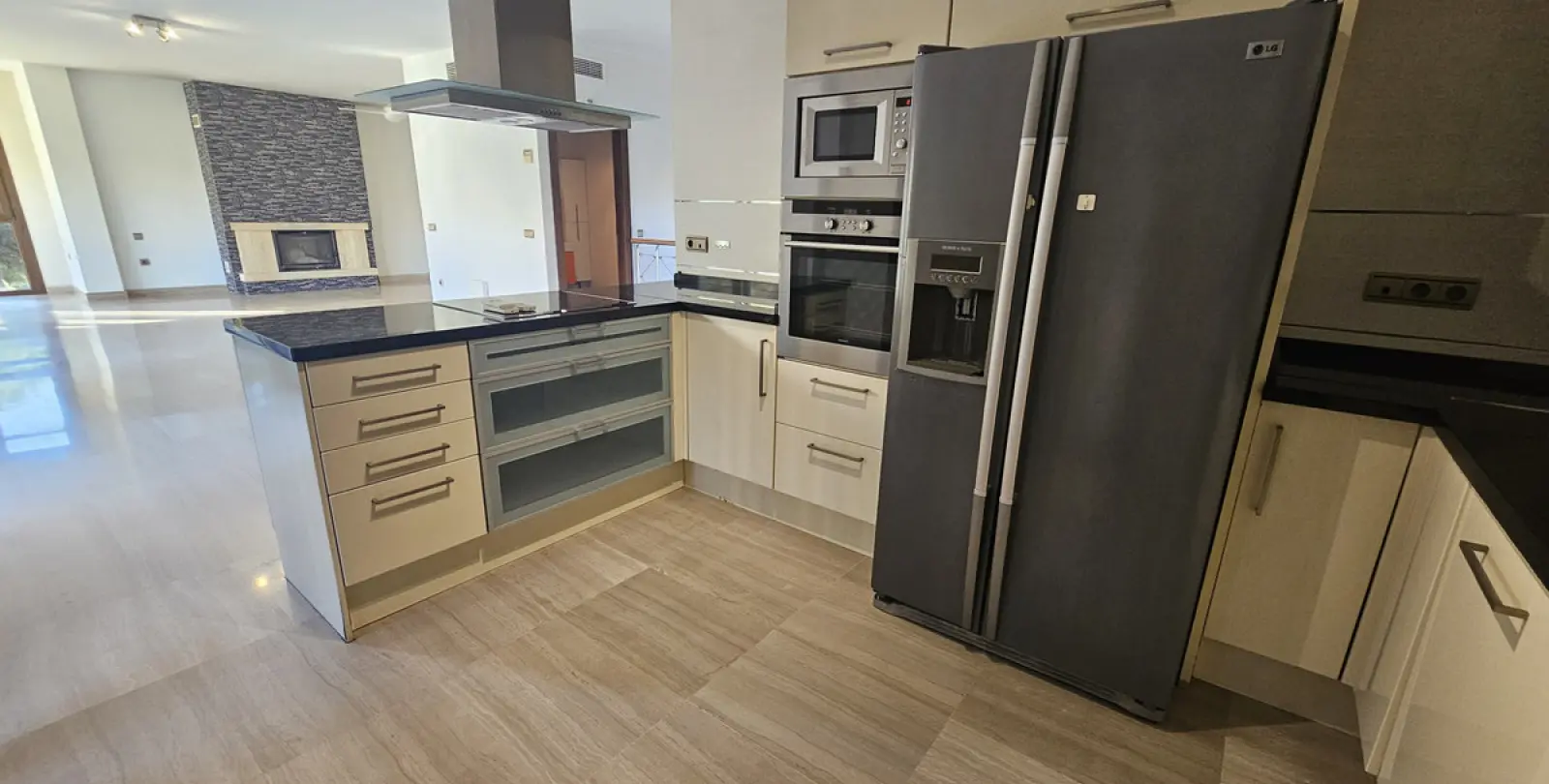 Long-term rent of detached villa in Riviera del Sol 56