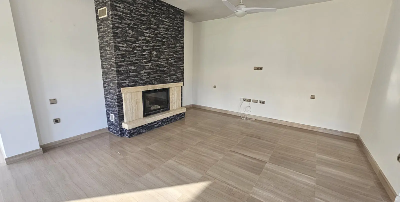 Long-term rent of detached villa in Riviera del Sol 59