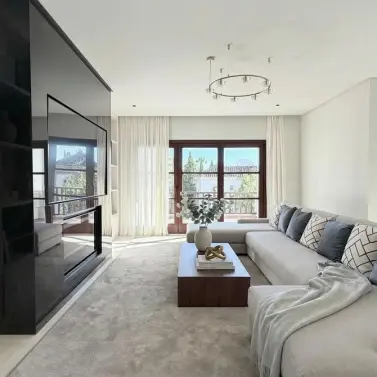 Long-term rent of detached villa in The Golden Mile