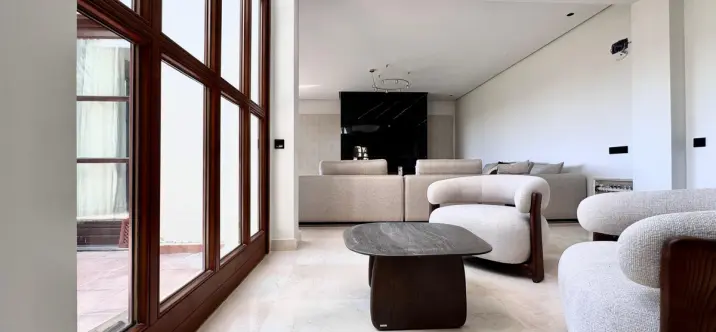 Long-term rent of detached villa in The Golden Mile 2