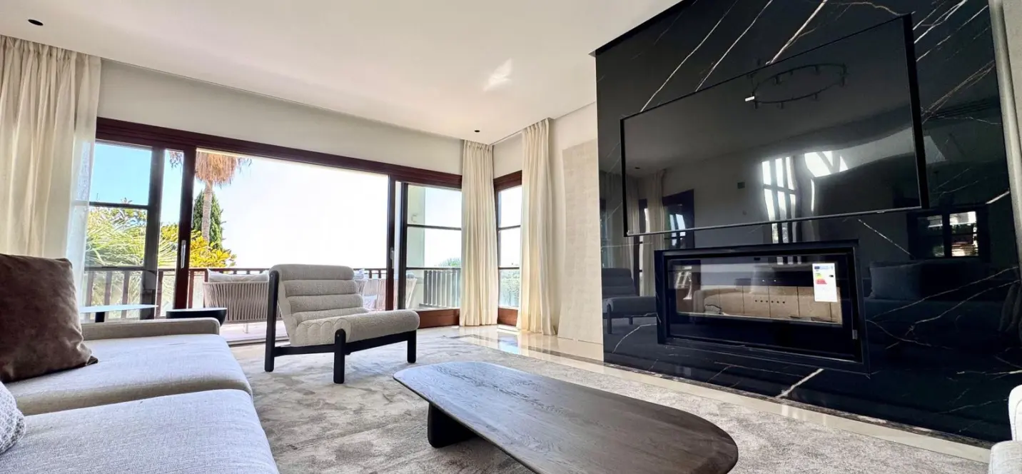 Long-term rent of detached villa in The Golden Mile 4