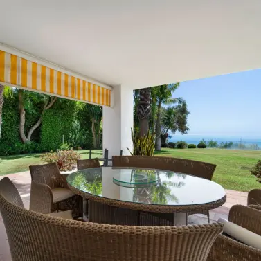 Long-term rent of detached villa in Marbella