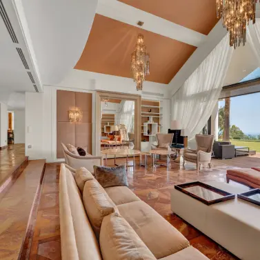 Long-term rent of detached villa in Marbella
