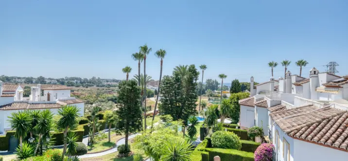Venta de adosado en Estepona 0