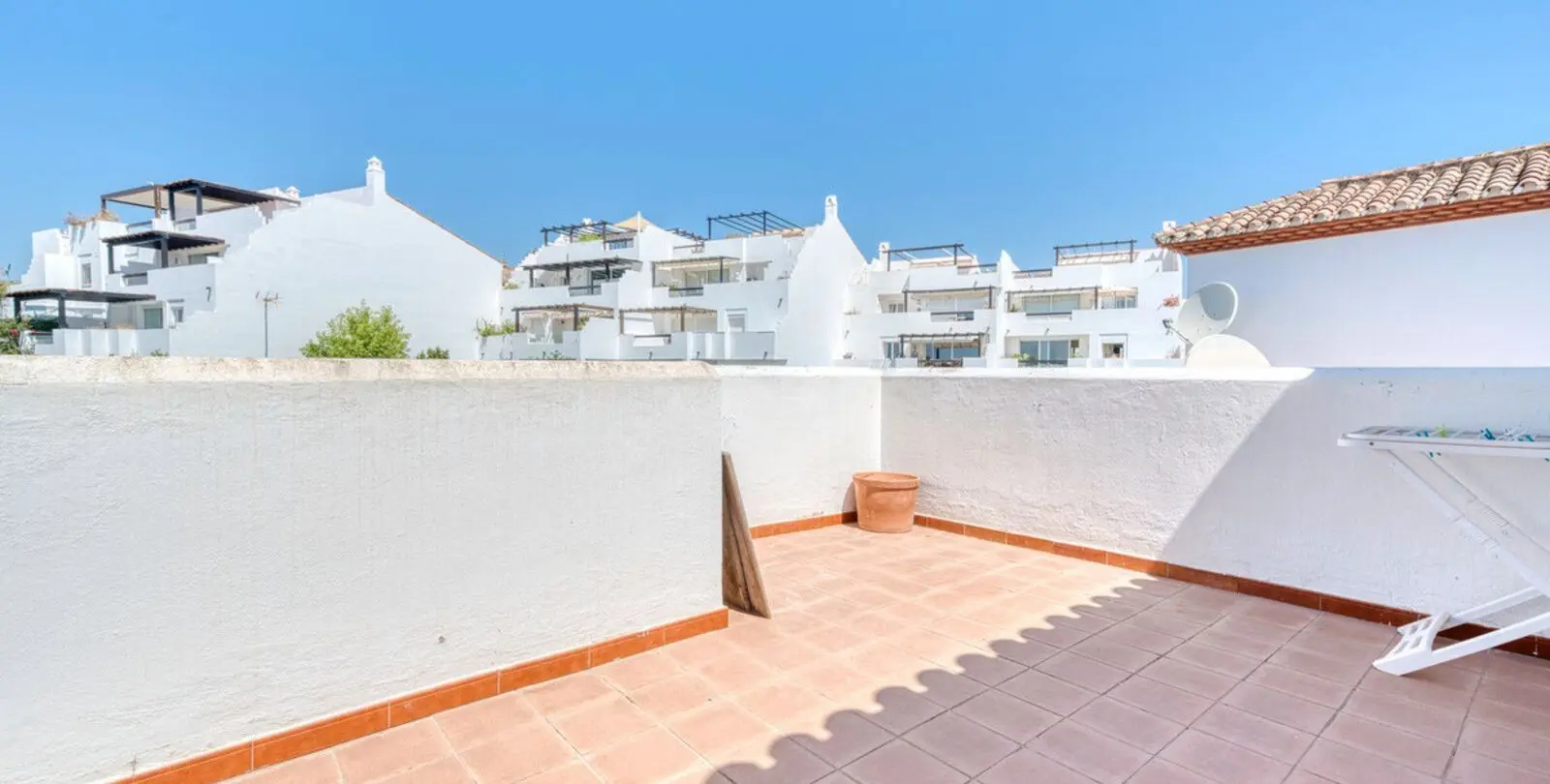 Venta de adosado en Estepona 16