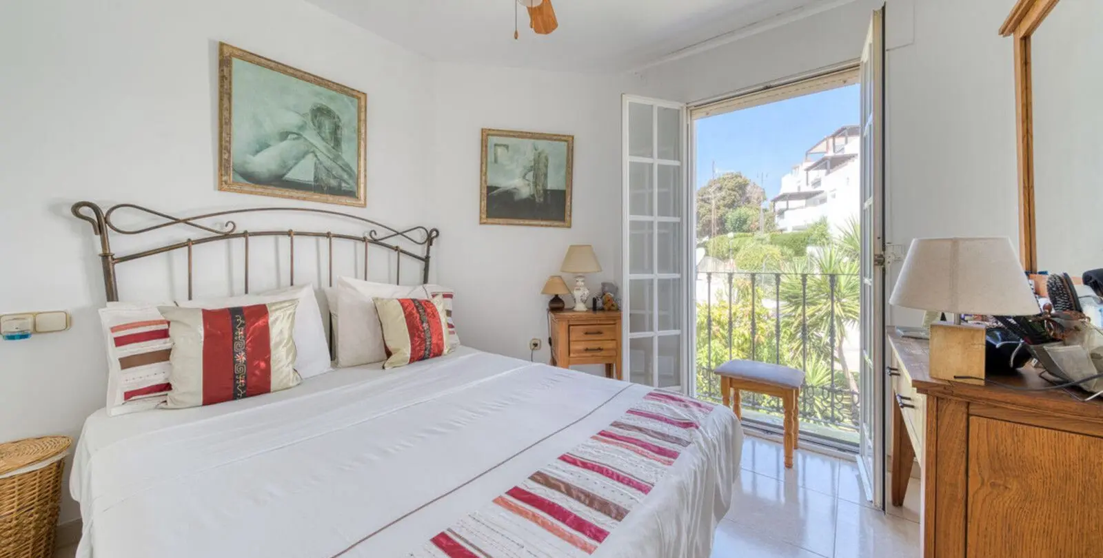 Venta de adosado en Estepona 32