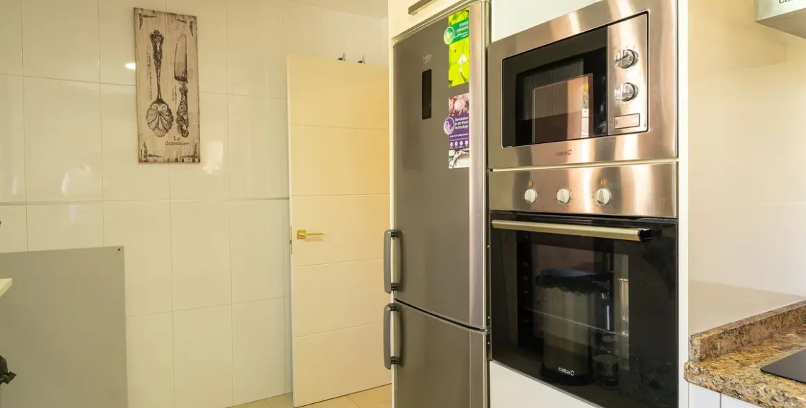 Venta de apartamento en planta media en Benalmadena 14