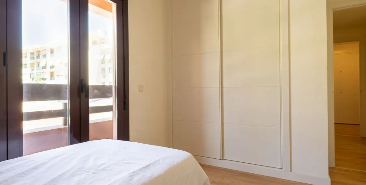 Venta de apartamento en planta media en Benalmadena 17