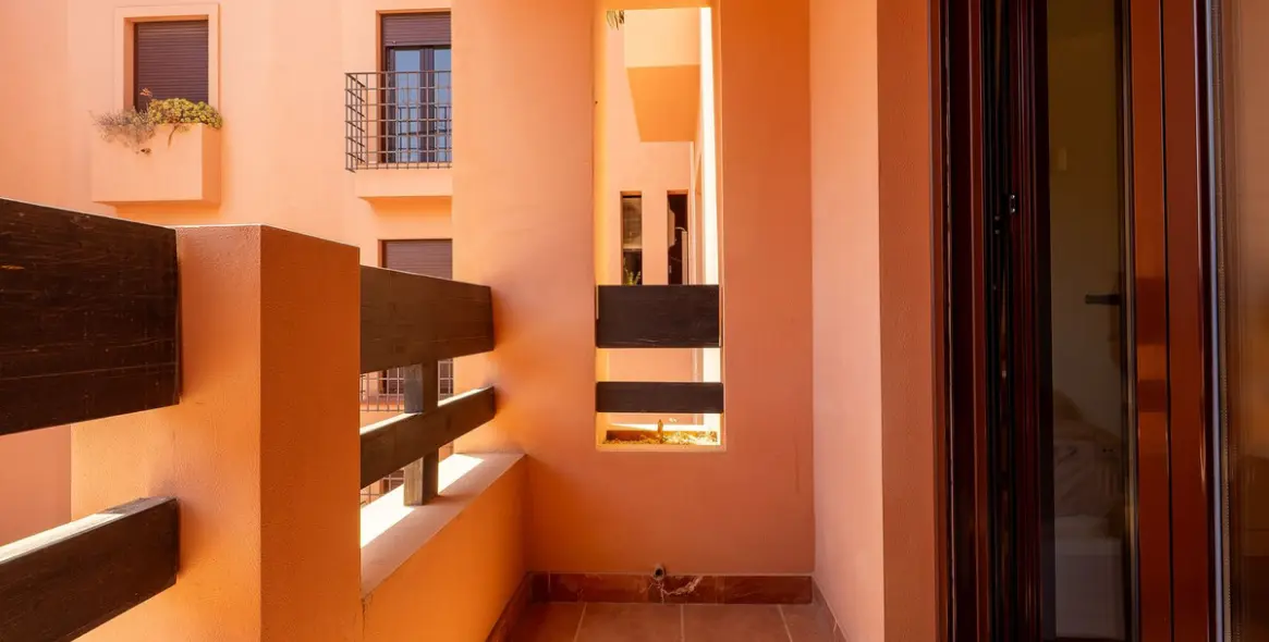 Venta de apartamento en planta media en Benalmadena 29