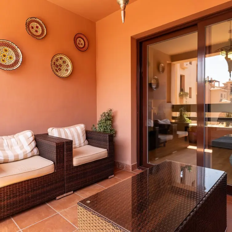 Sale of middle floor apartment in Benalmadena