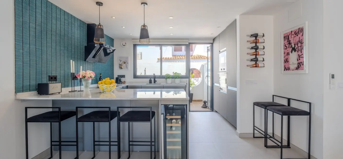 Sale of townhouse in Costalita 1