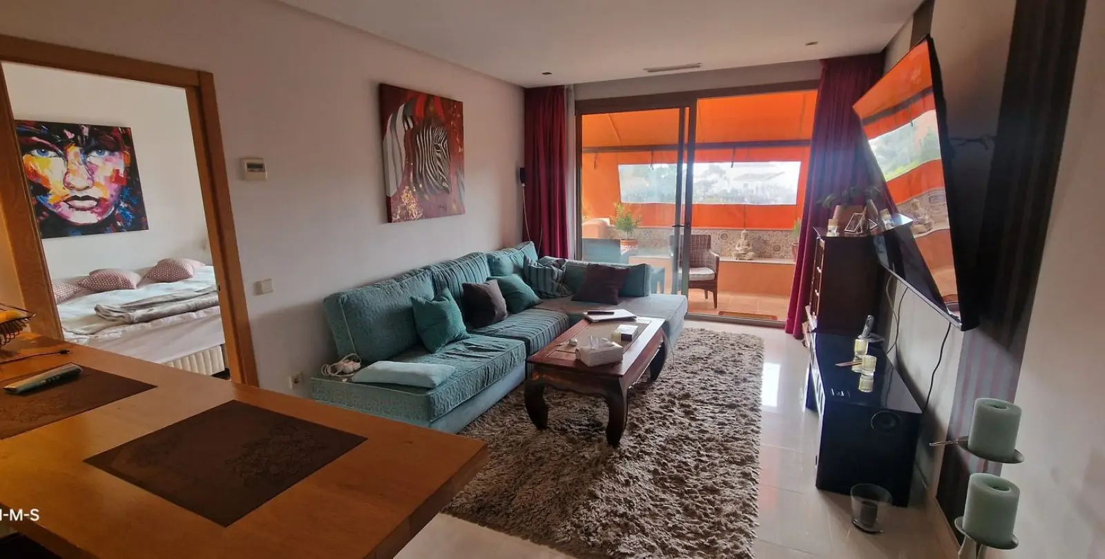 Sale of penthouse in New Golden Mile 6
