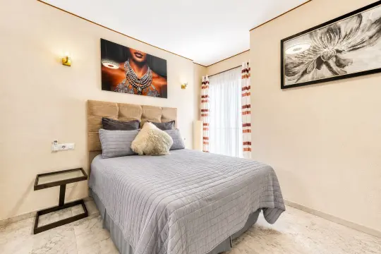 Image 18 thumb