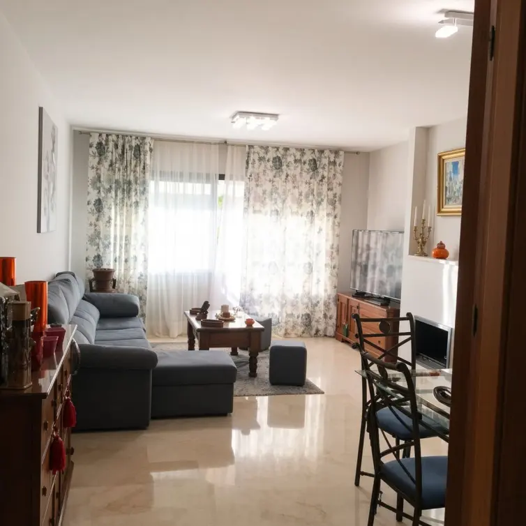 Sale of ground floor apartment in Estepona