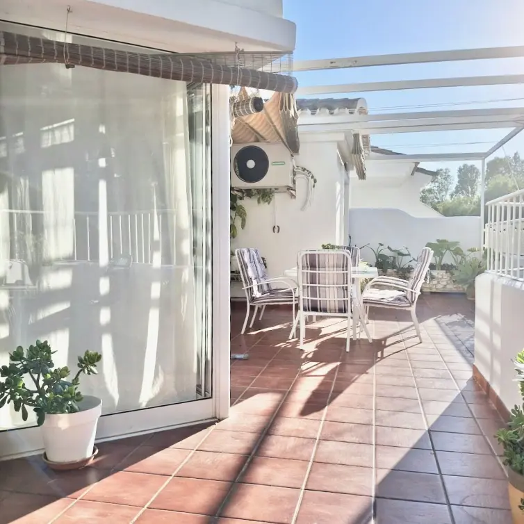 Sale of middle floor apartment in Mijas Golf