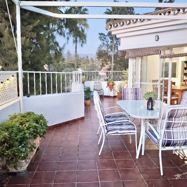 Sale of middle floor apartment in Mijas Golf