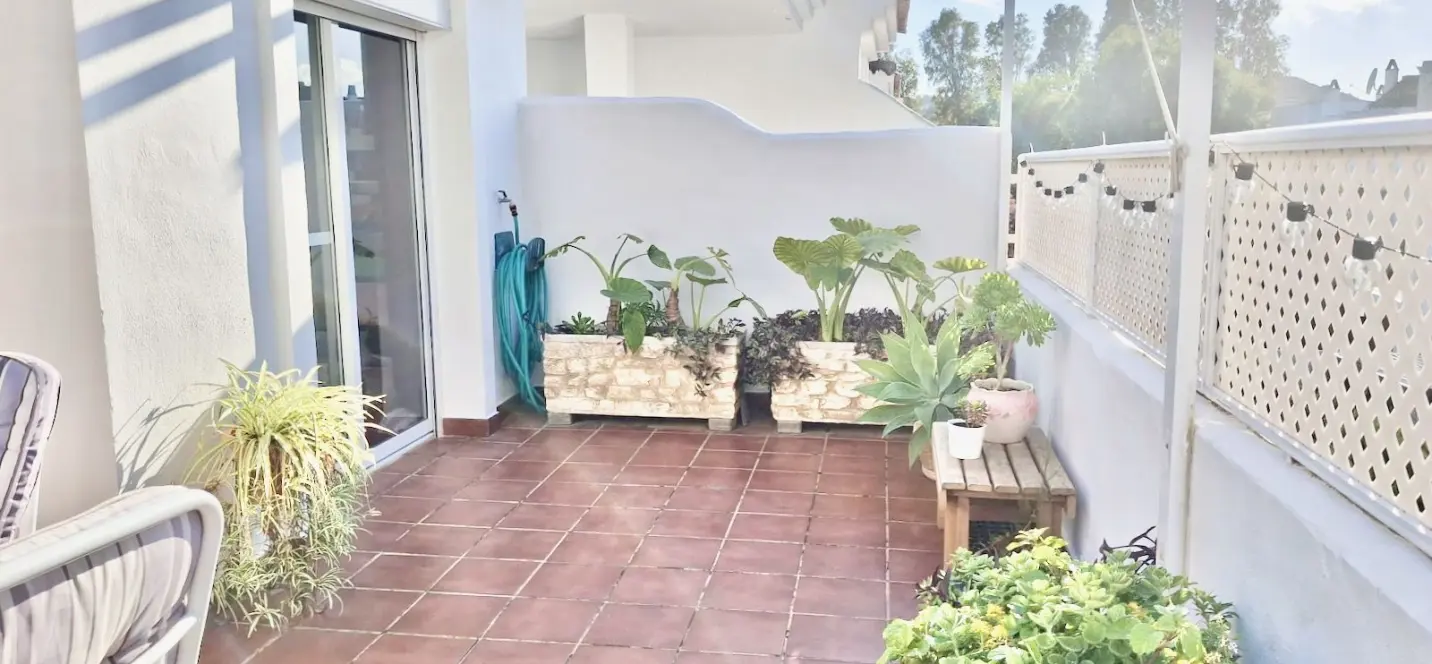 Sale of middle floor apartment in Mijas Golf 4