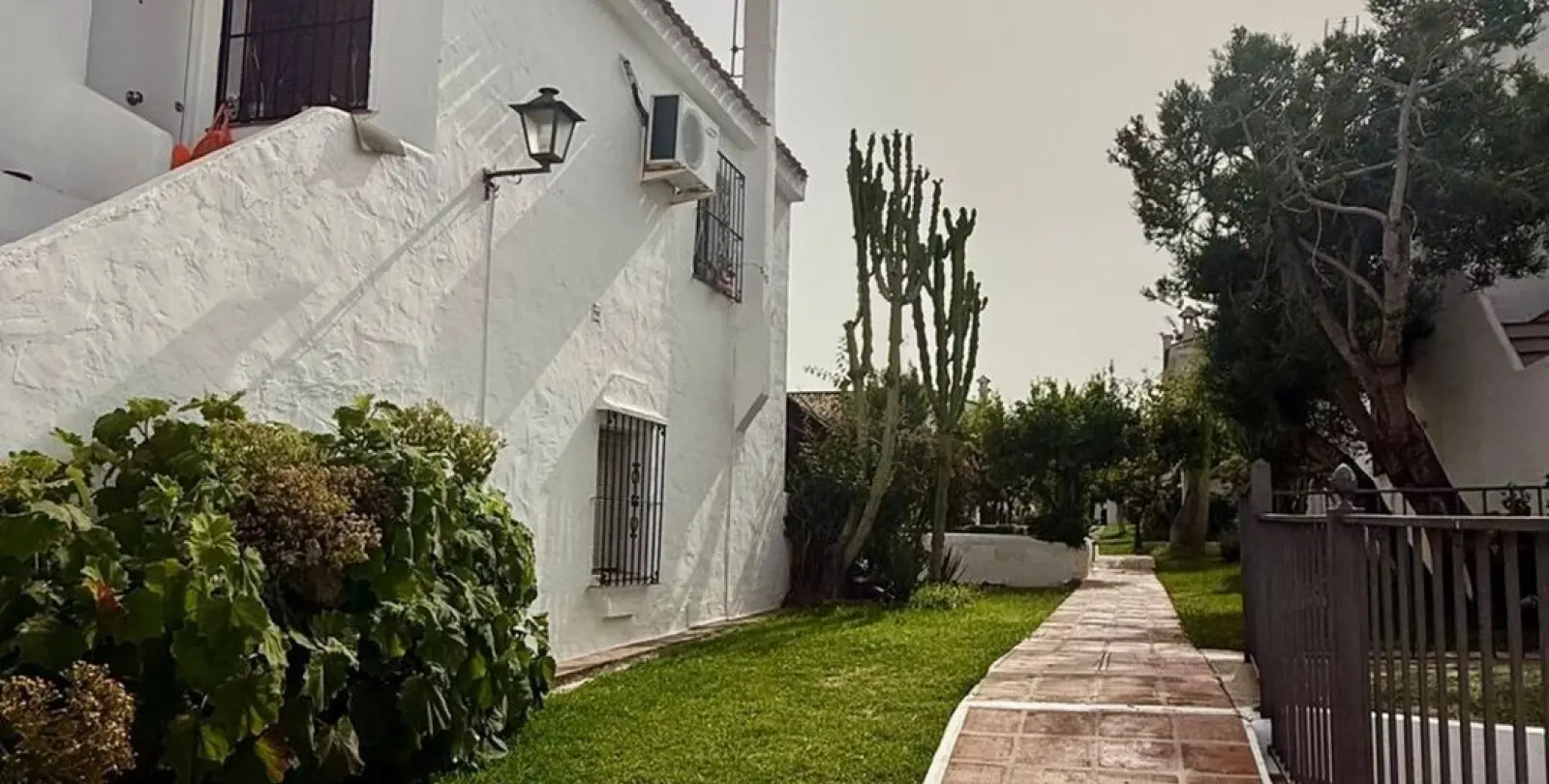 Sale of townhouse in Marbella 3