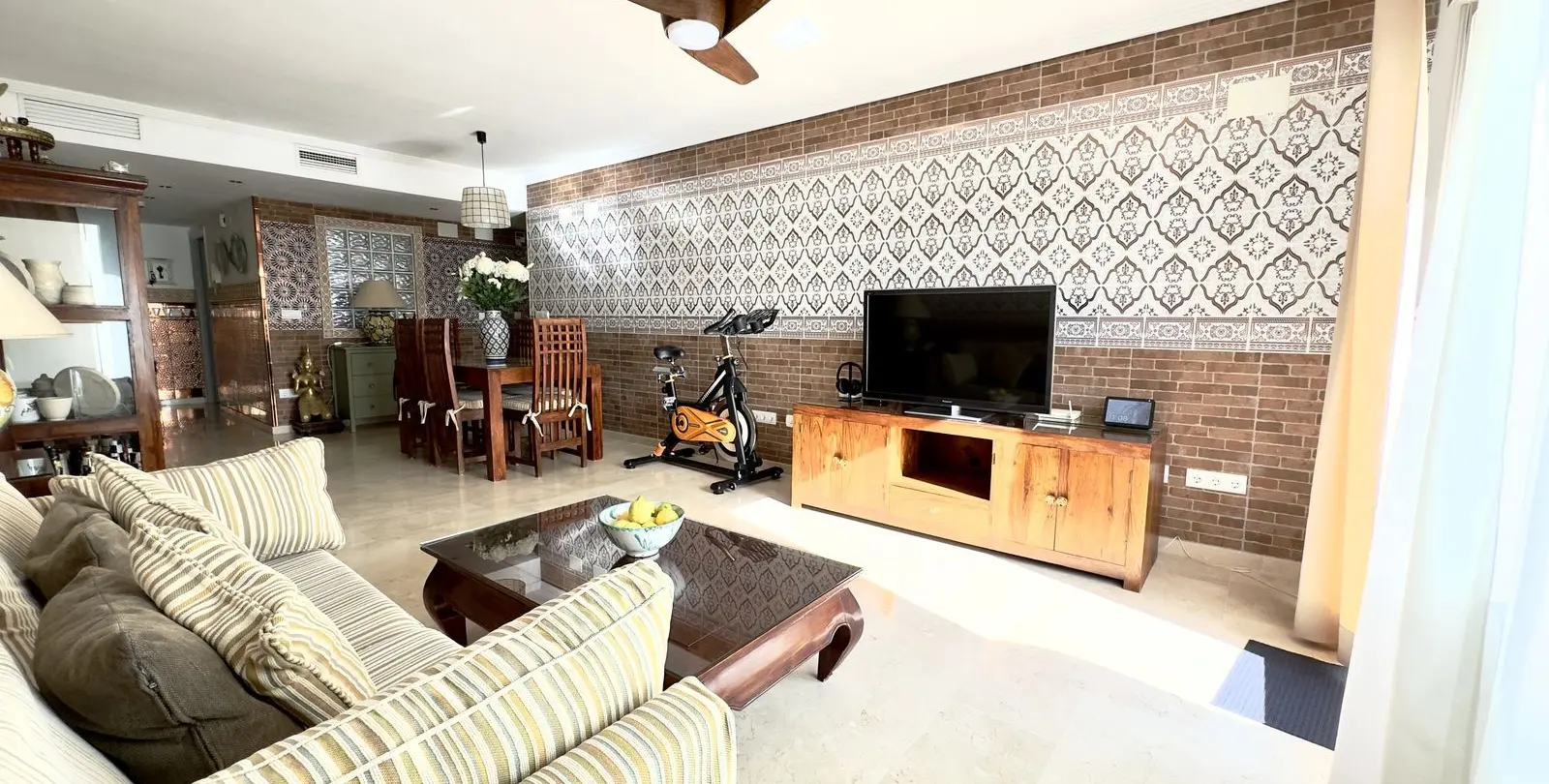 Sale of penthouse in Guadalmina Baja 4