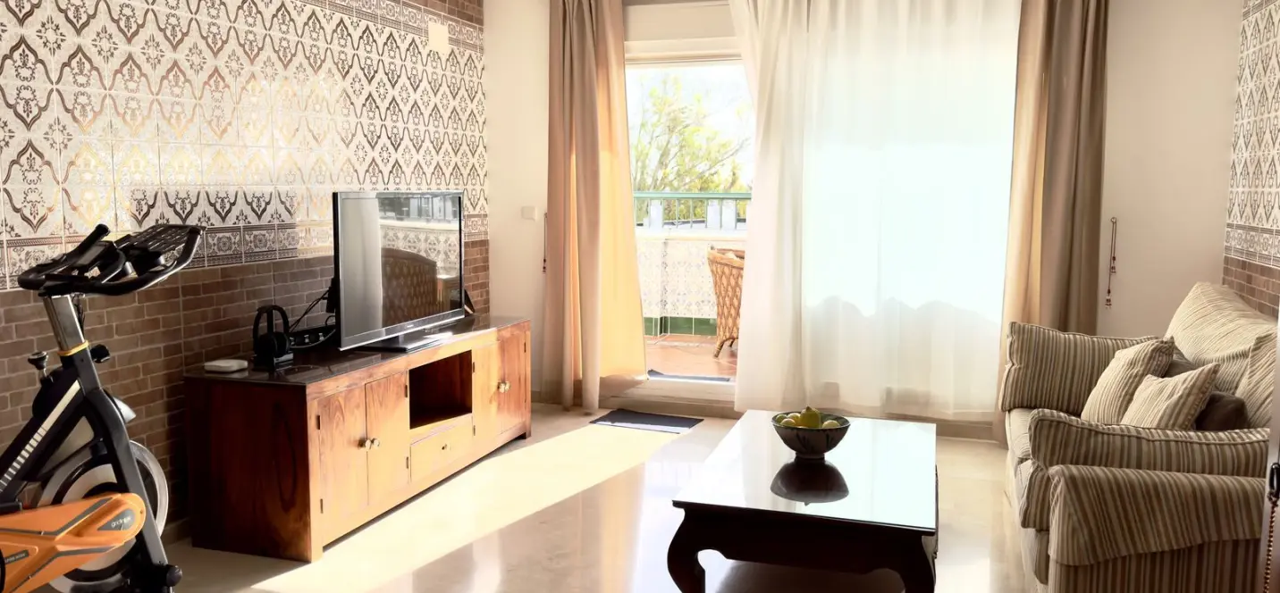 Sale of penthouse in Guadalmina Baja 4