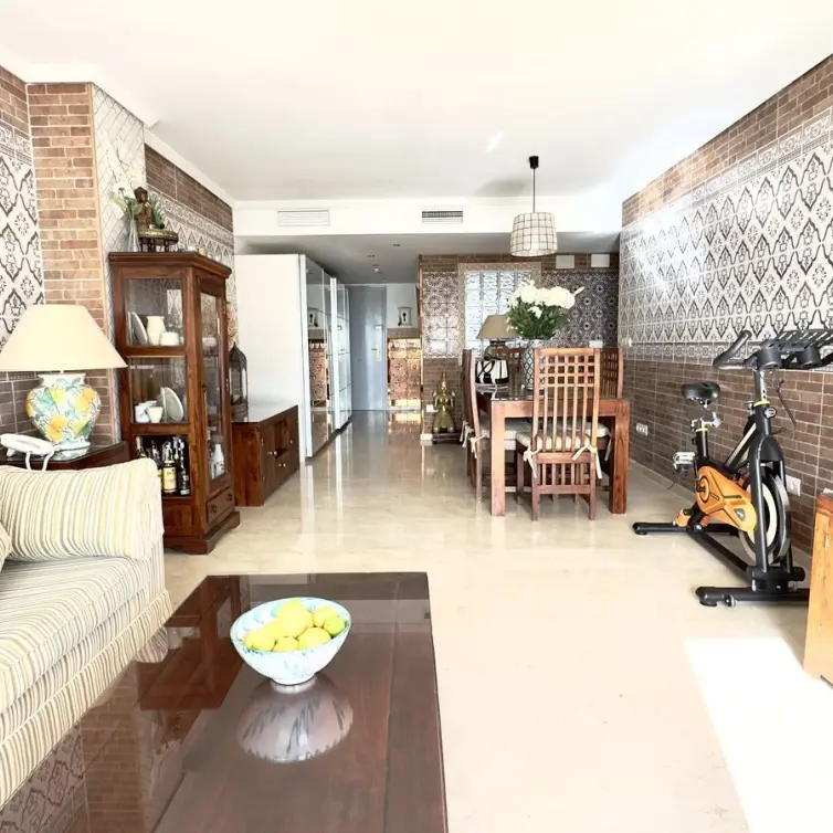 Sale of penthouse in Guadalmina Baja