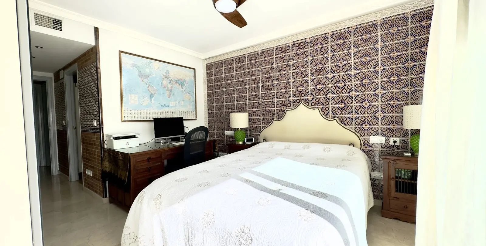 Sale of penthouse in Guadalmina Baja 12