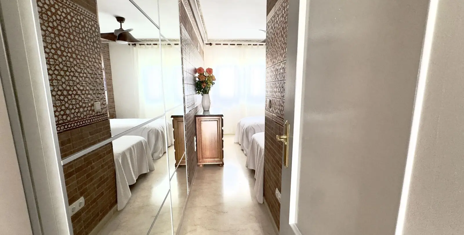 Sale of penthouse in Guadalmina Baja 18