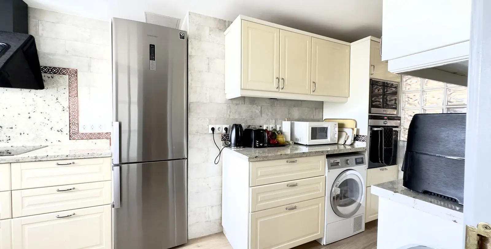 Sale of penthouse in Guadalmina Baja 23