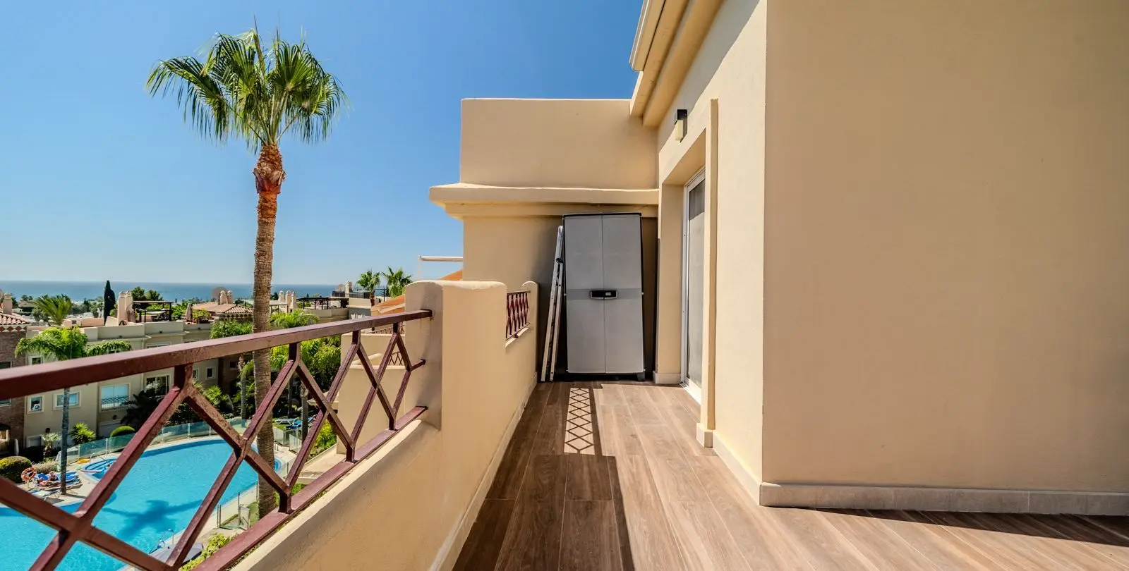 Sale of penthouse in Benahavís 15