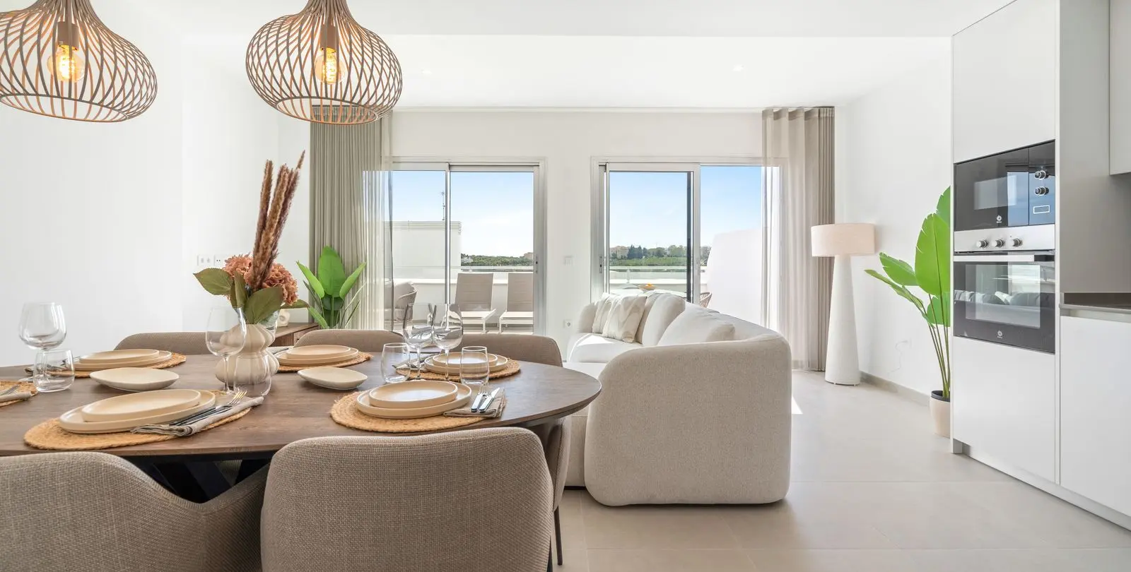 Sale of penthouse in Cancelada 1