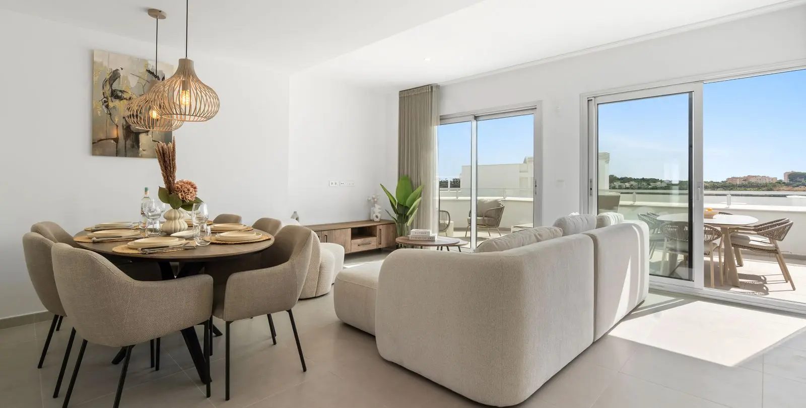 Sale of penthouse in Cancelada 5