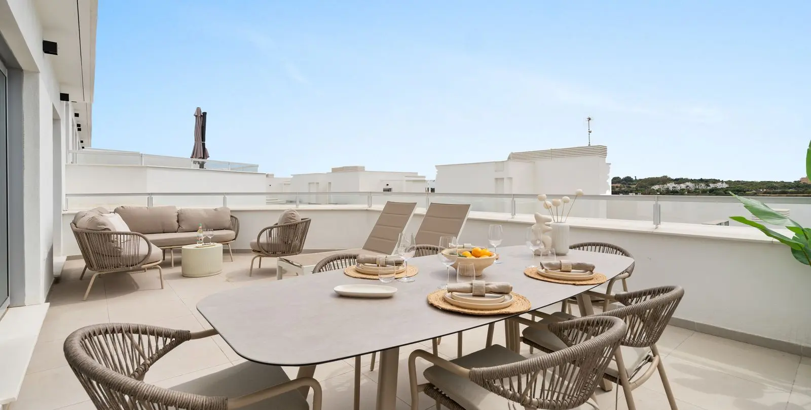 Sale of penthouse in Cancelada 16