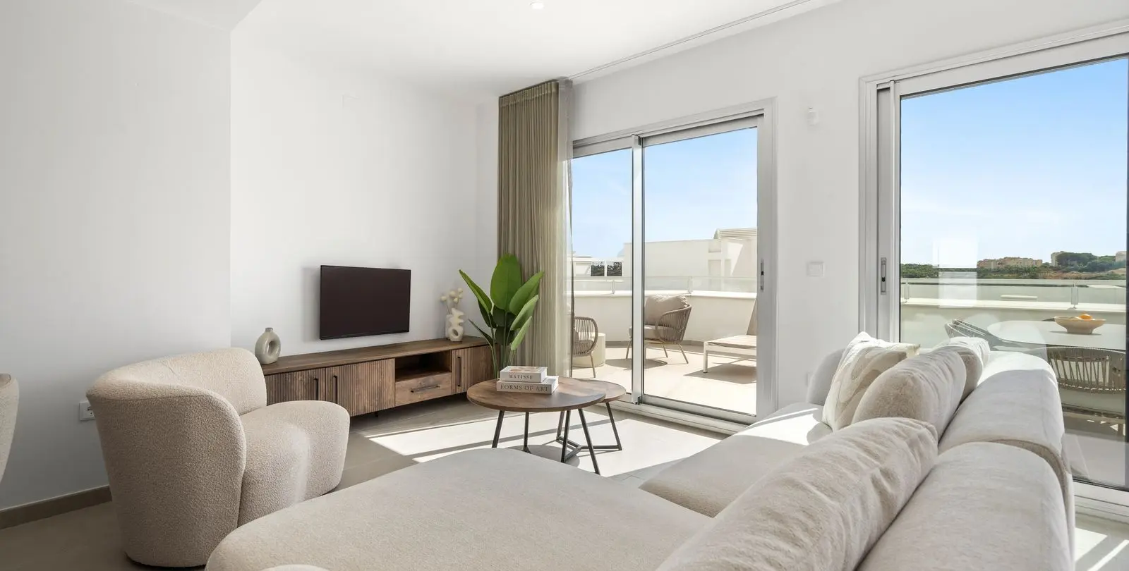 Sale of penthouse in Cancelada 19