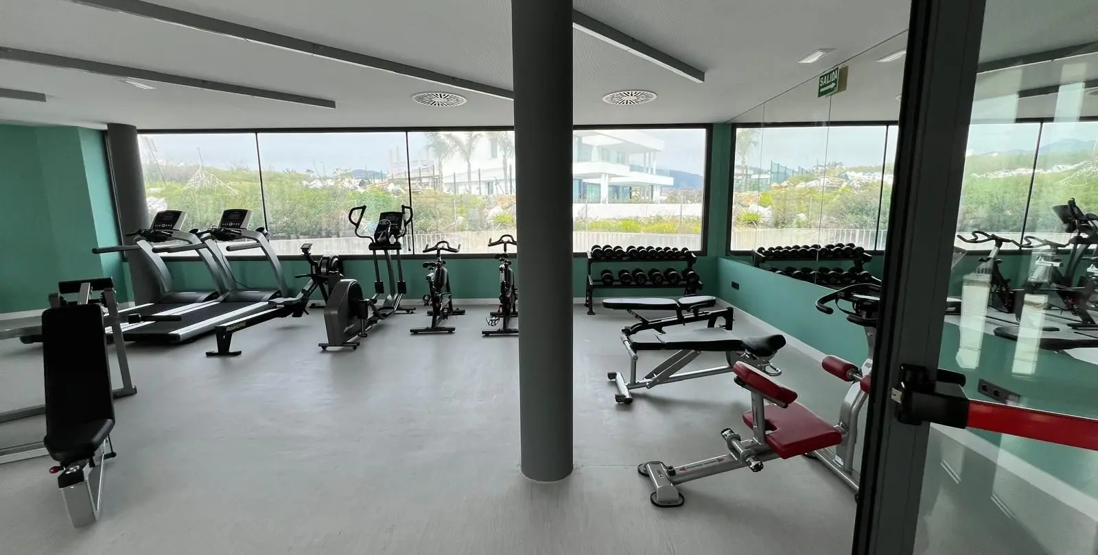 Sale of penthouse in Cancelada 22