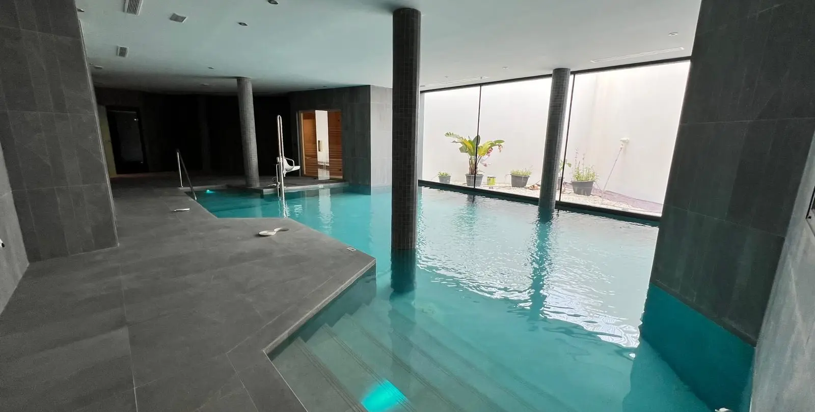 Sale of penthouse in Cancelada 23