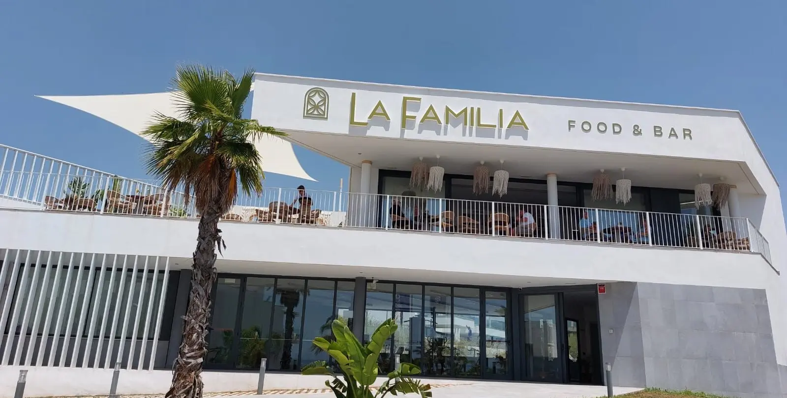 Sale of penthouse in Cancelada 26