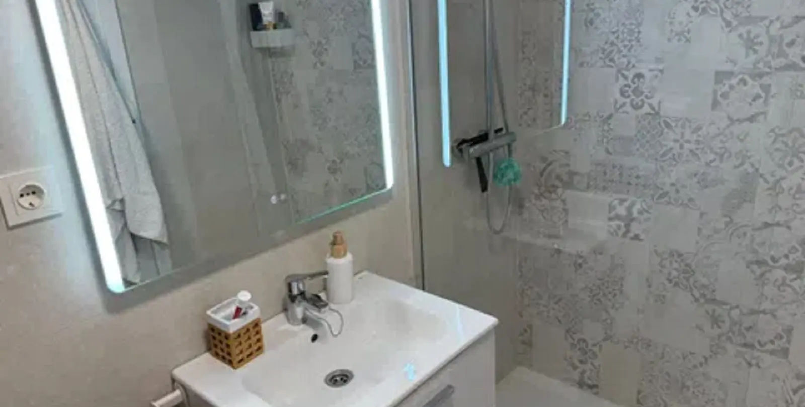 Sale of middle floor apartment in Los Pacos 14