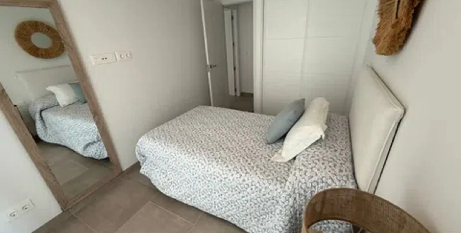 Sale of middle floor apartment in Los Pacos 19