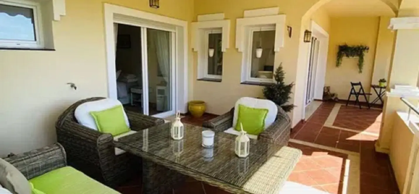 Sale of ground floor apartment in Elviria 1